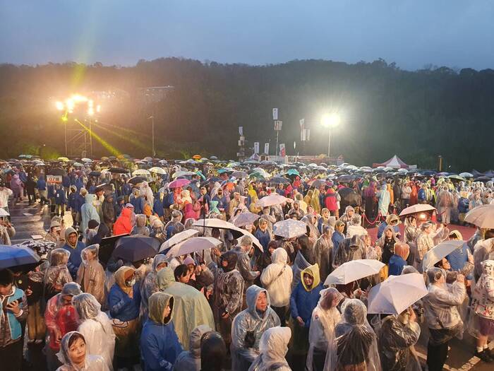 全國青年學子齊力點亮希望 景文科大旅遊系傳承天燈文化圖片圖片